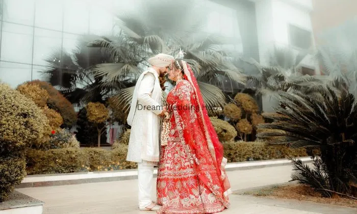 𝐅𝐑𝐈𝐄𝐍𝐃'𝐒 𝐒𝐓𝐔𝐃𝐈𝐎